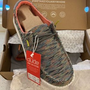 Peacock pink hey dudes size 9